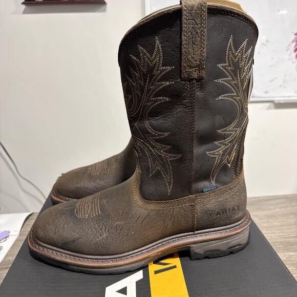 Ariat Mens Workhog Waterproof Soft Toe Western Boots 10017436 Size 11.5 EE Wide main image 10